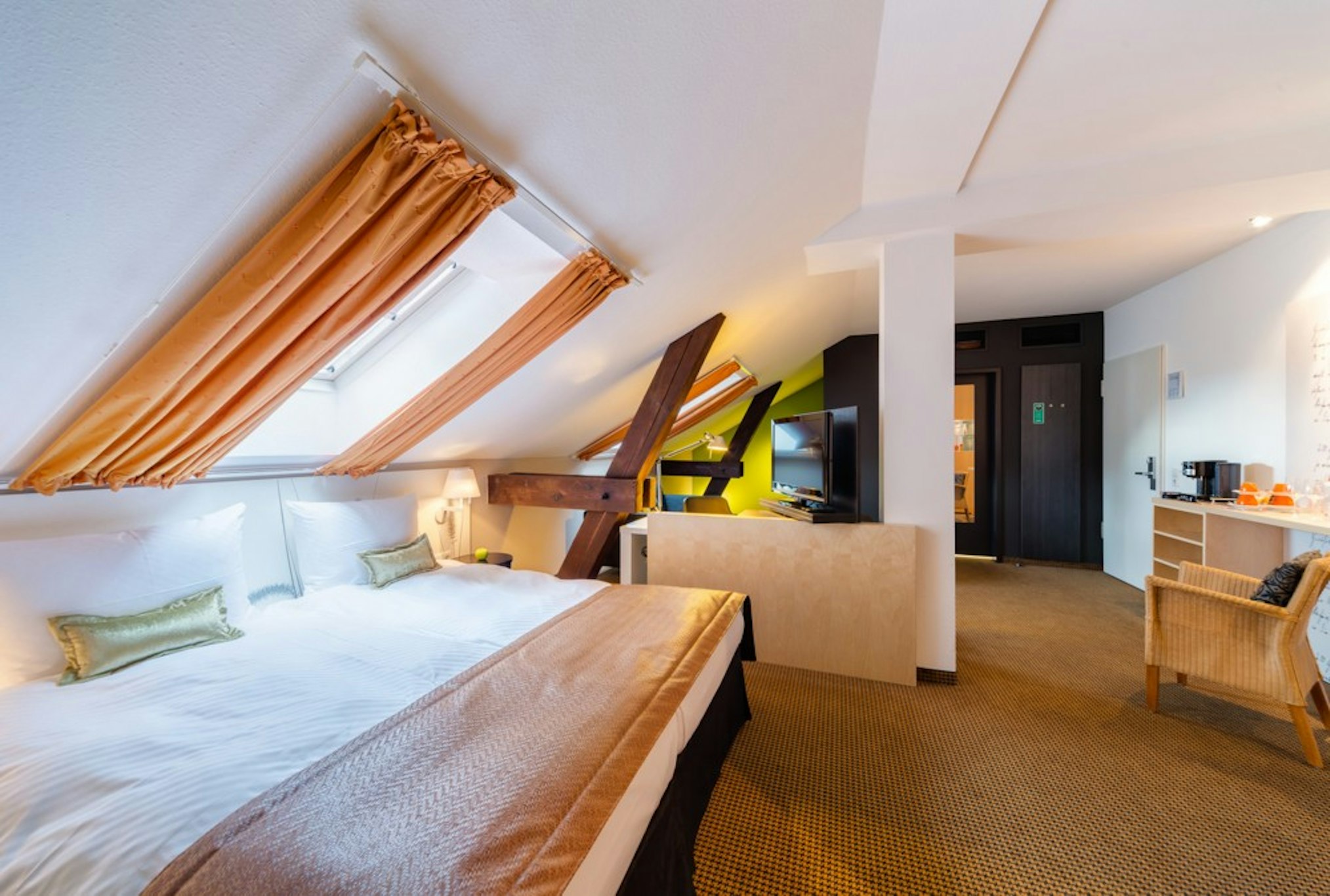 Nestor Hotel Ludwigsburg 12/75