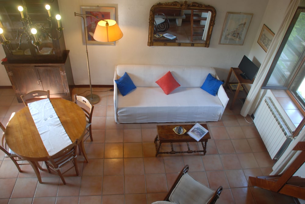Agriturismo Podere Conte Ràcani 12/40
