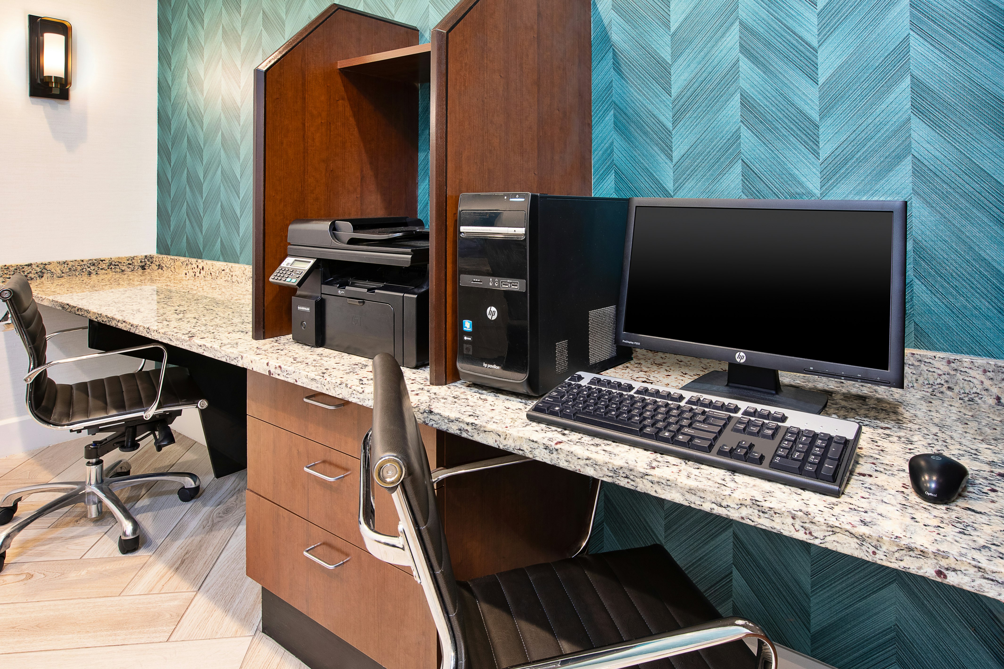 STAYBRIDGE SUITES LINCOLN NORTHEAST 45/59