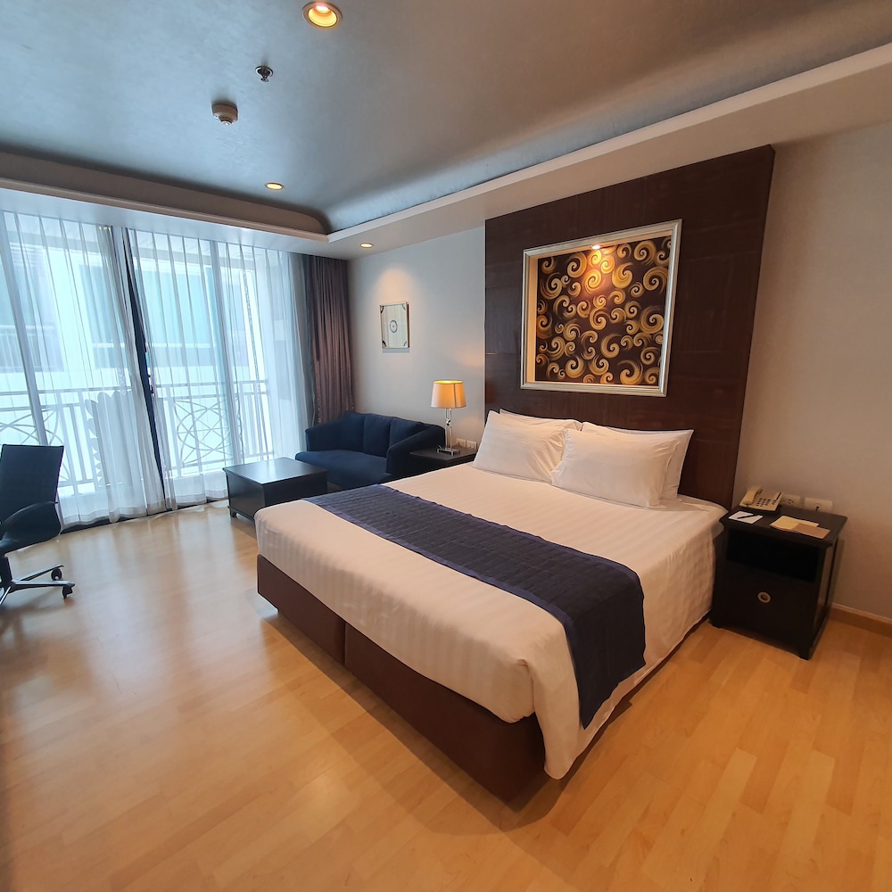 Admiral Premier Bangkok 15/69