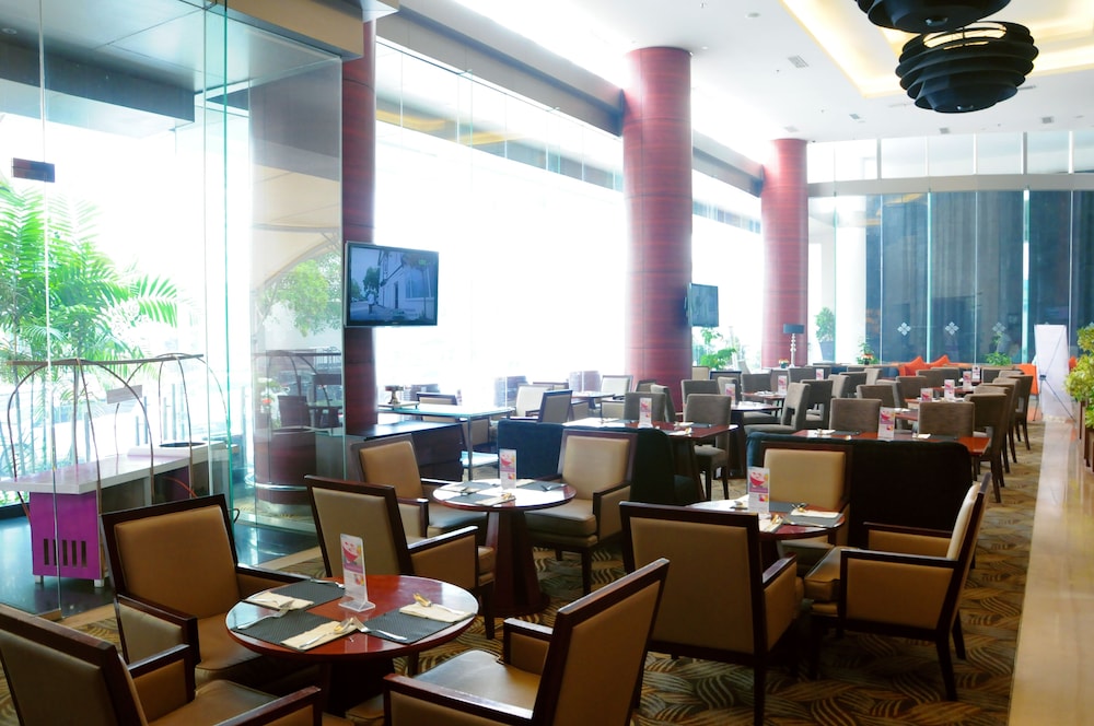 SWISS-BELINN SKA PEKANBARU 50/64