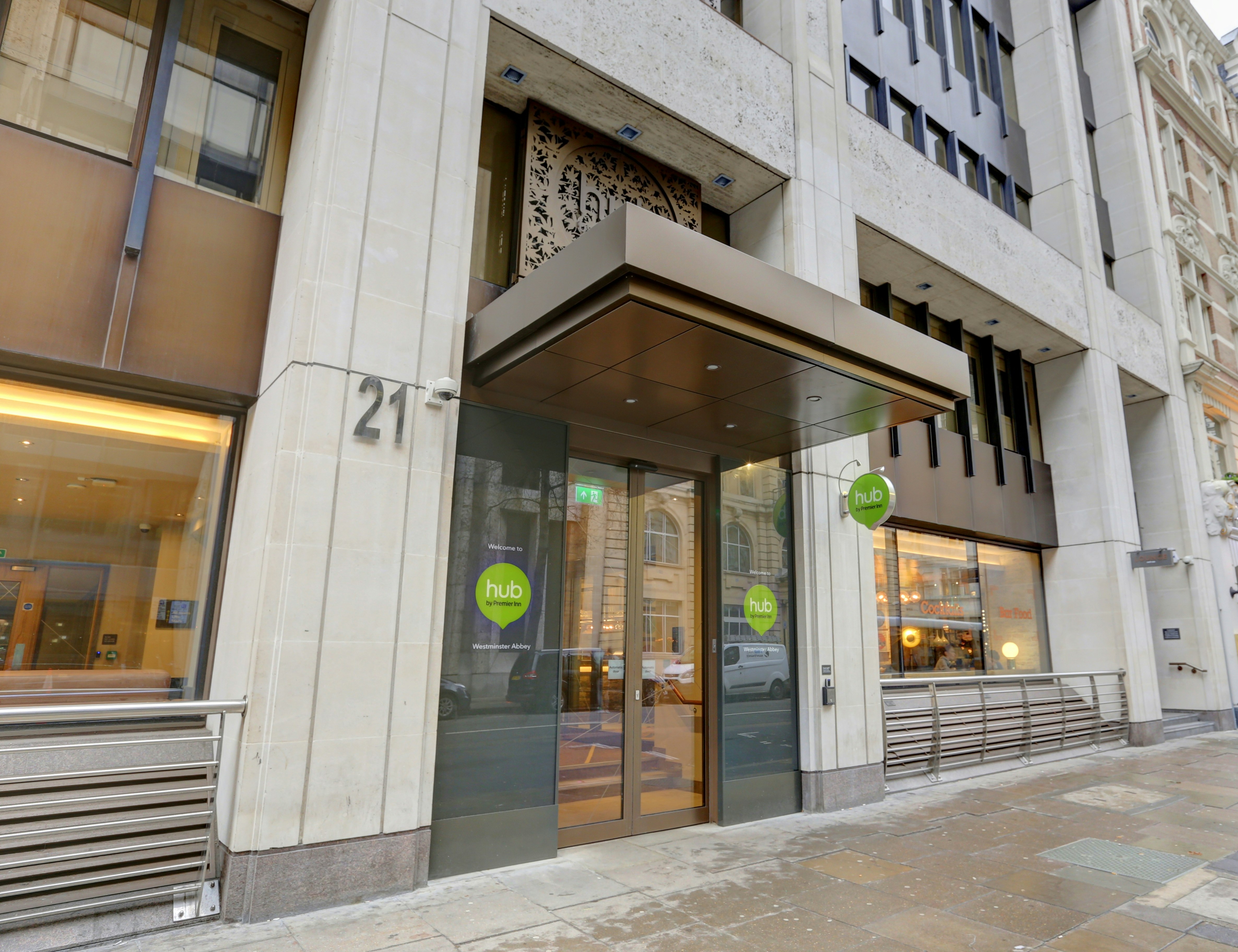 hub by Premier Inn London Westminster Abbey hotel in LONDON