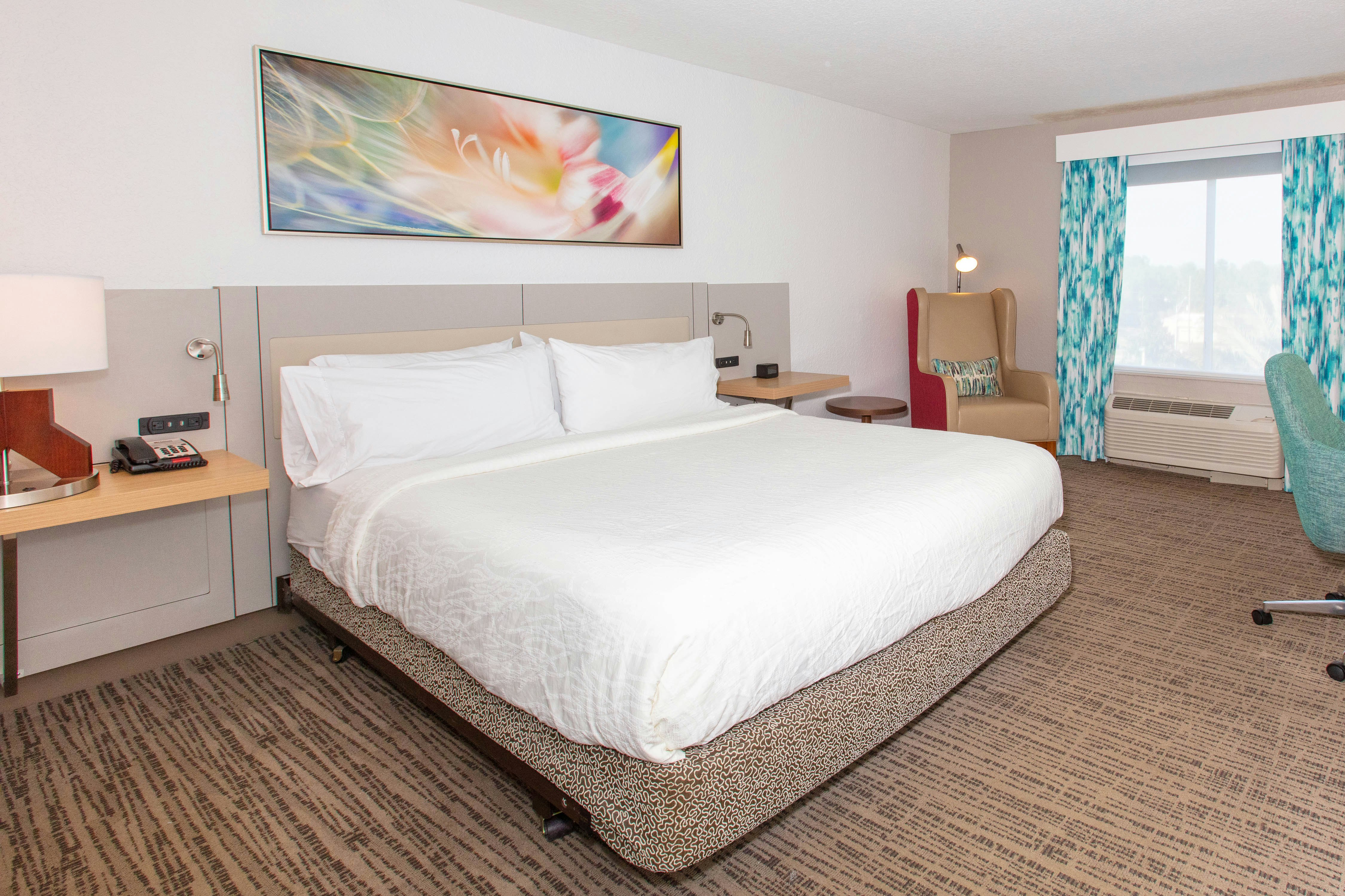 ROOM, KING BED