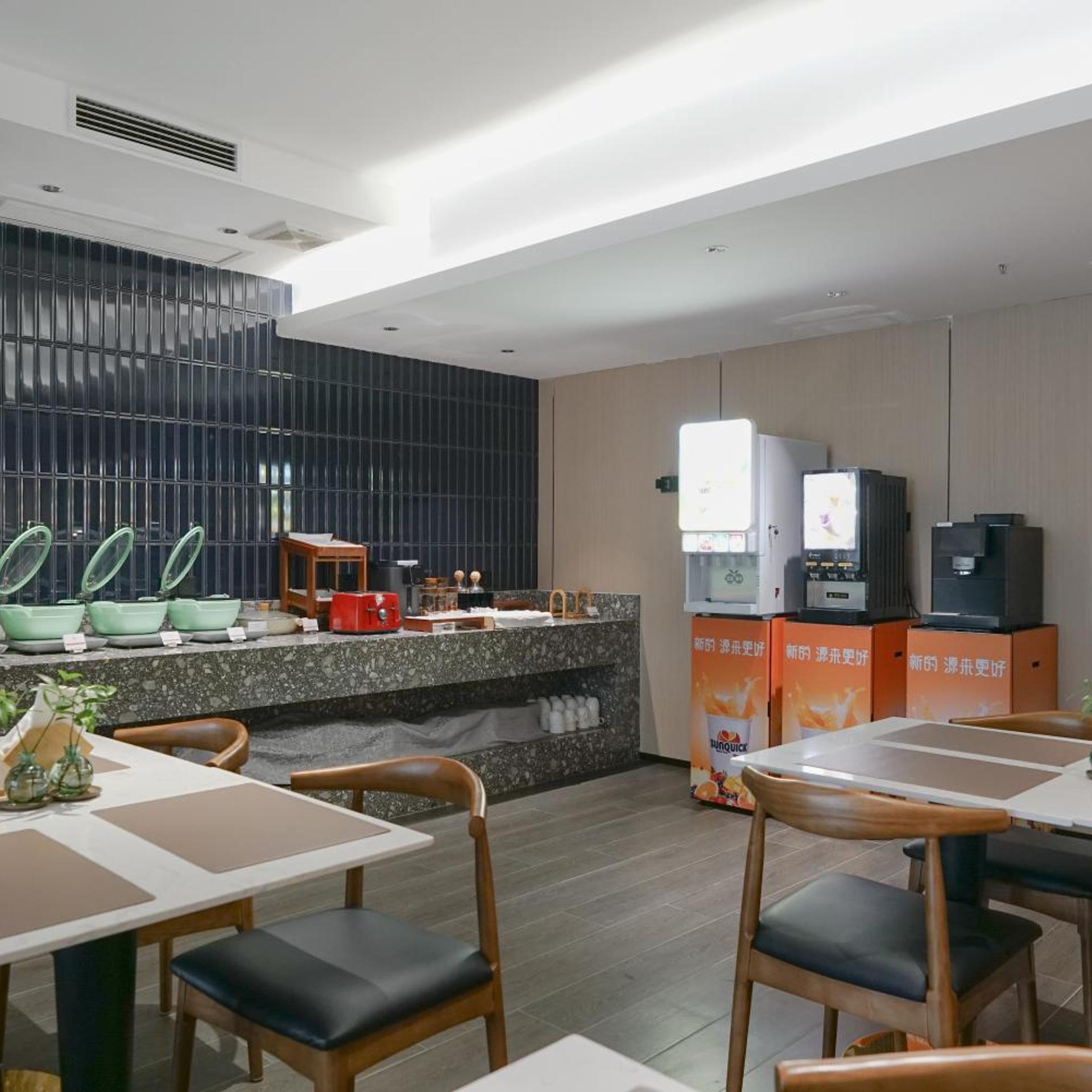 Paco Business Hotel Guangzhou Tianhe Coach Terminal Branch 58/68