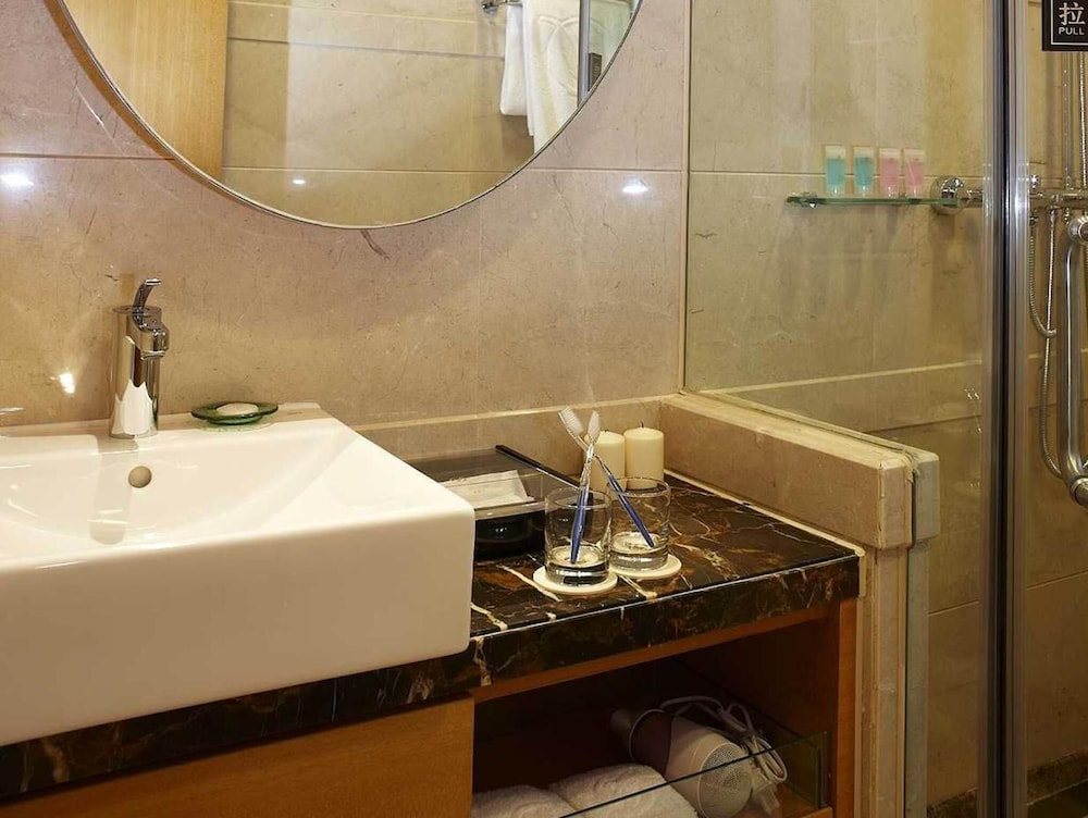 Dan Executive Apartment Guangzhou 46/48