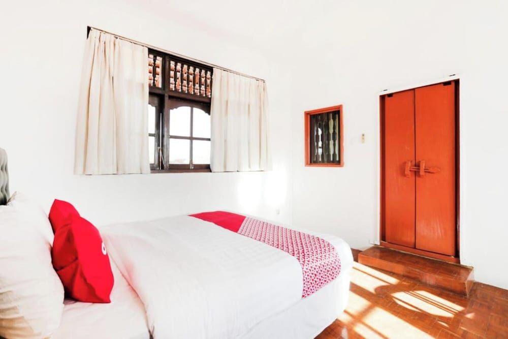OYO 4003 Ceria Guesthouse Seminyak 24/39