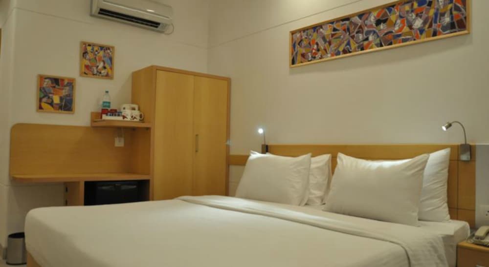 Red Fox Hotel Jaipur 17/55
