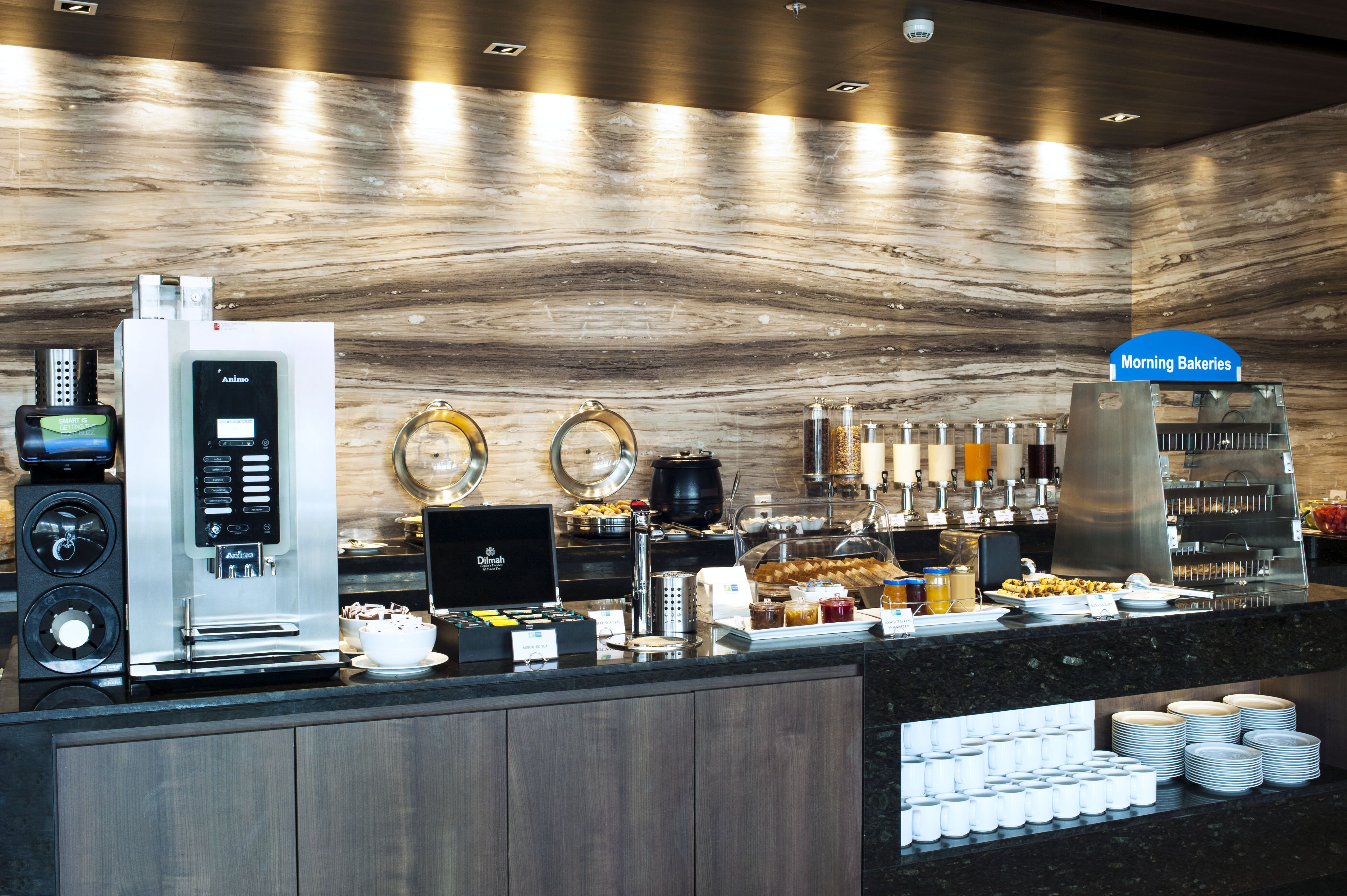 Holiday Inn Express Surabaya Centerpoint by Ihg 45/81