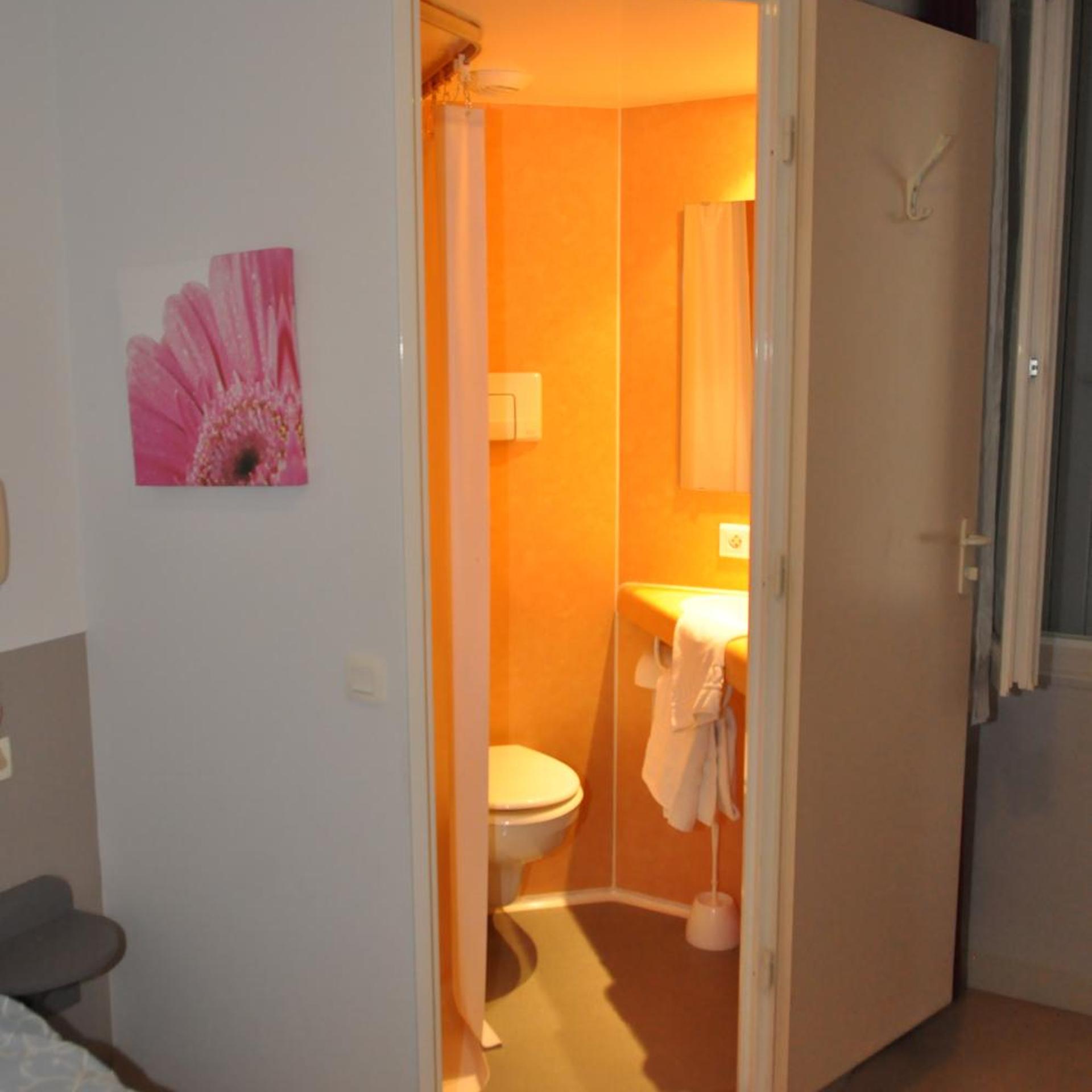 Hôtel Lux 54/55