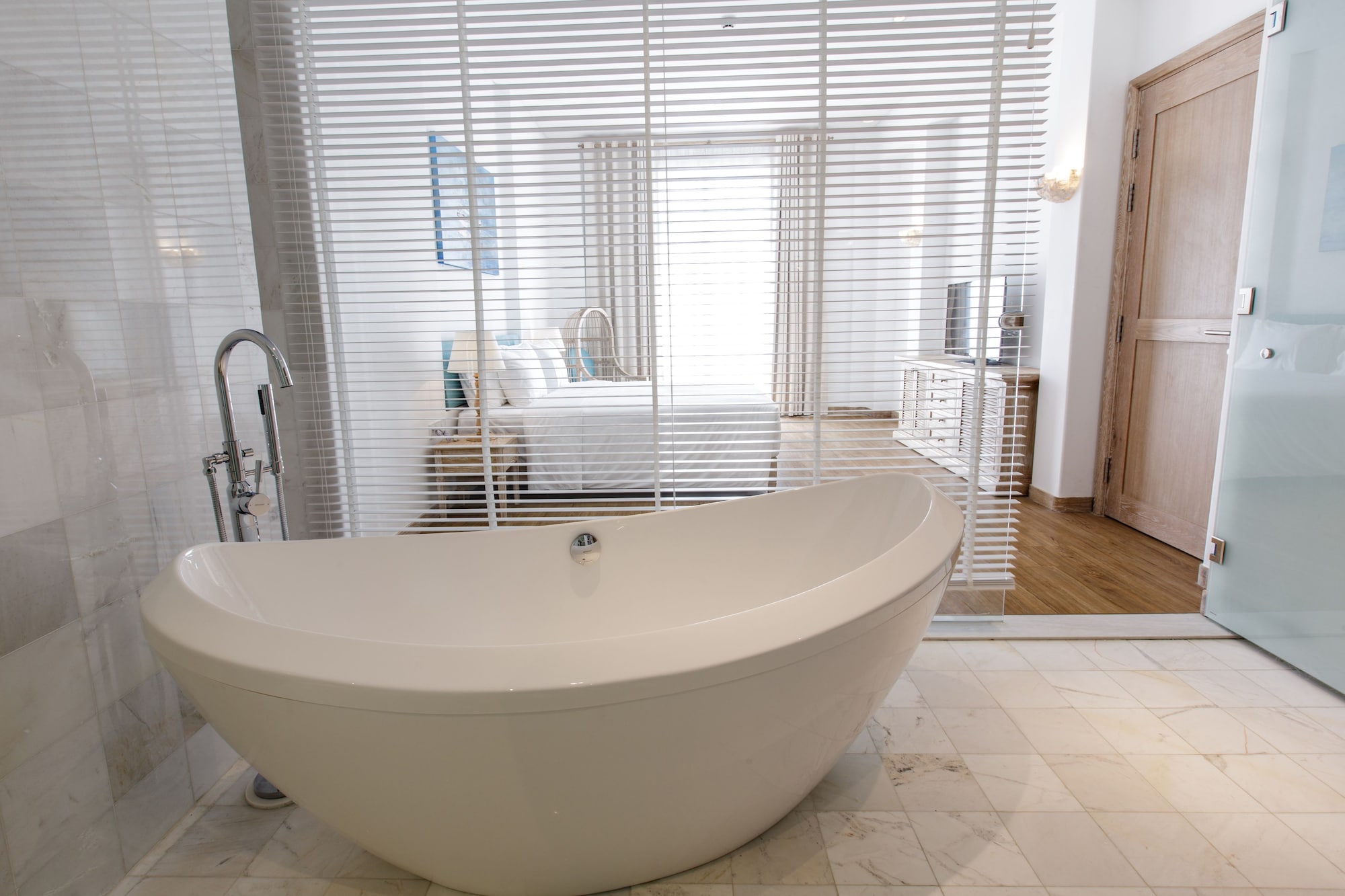 Suite, King and Twin Beds, Pool or City View, Balcony، Risemount Premier Resort Danang 8/9