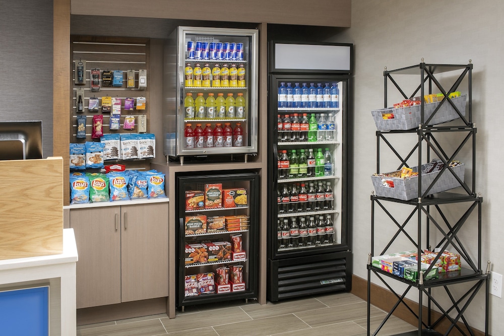 Holiday Inn Express Suites Annapolis 34/49