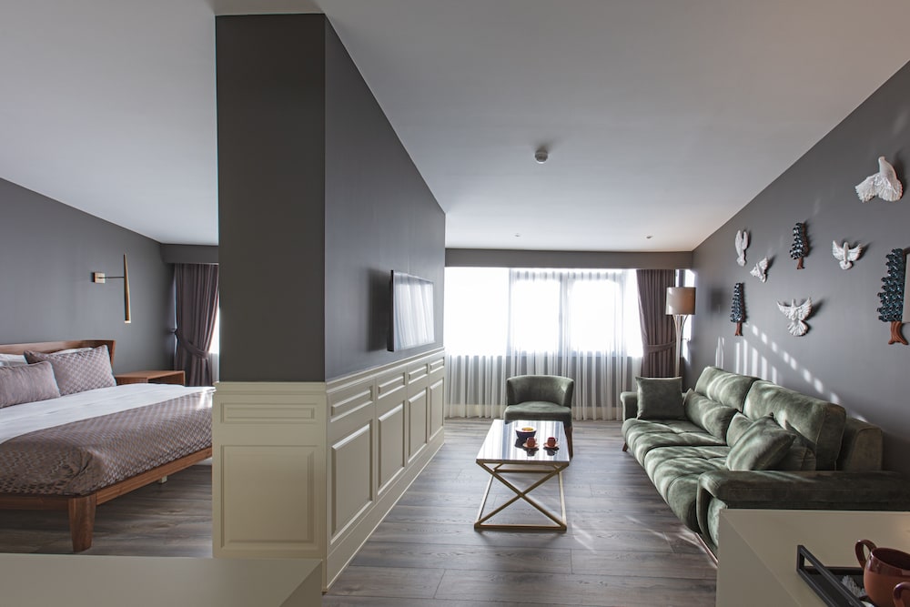 Hotel Miniature 49/75
