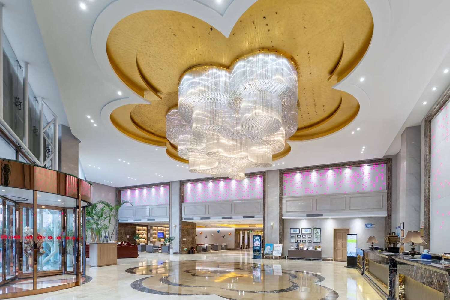 Ramada by Wyndham Linyi North — photo 2