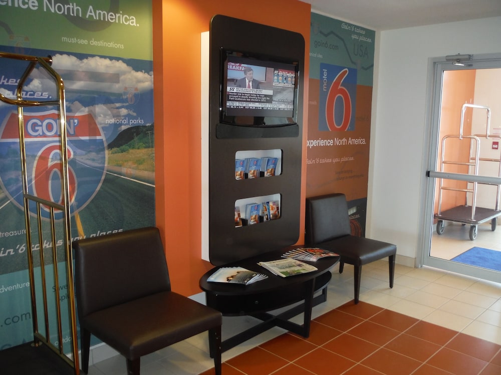 Motel6 Kingston, ON 40/62
