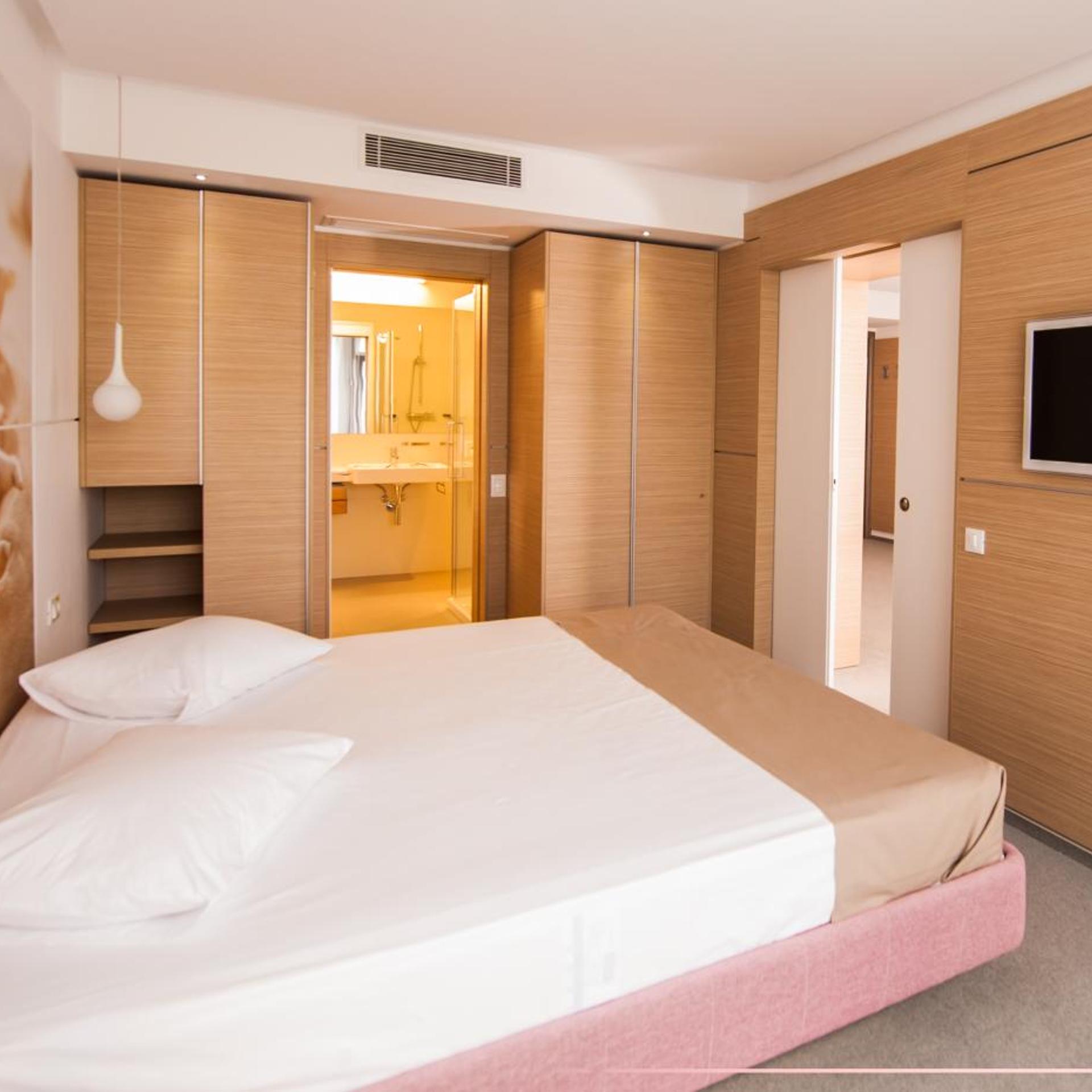 1 Bedroom, Suite