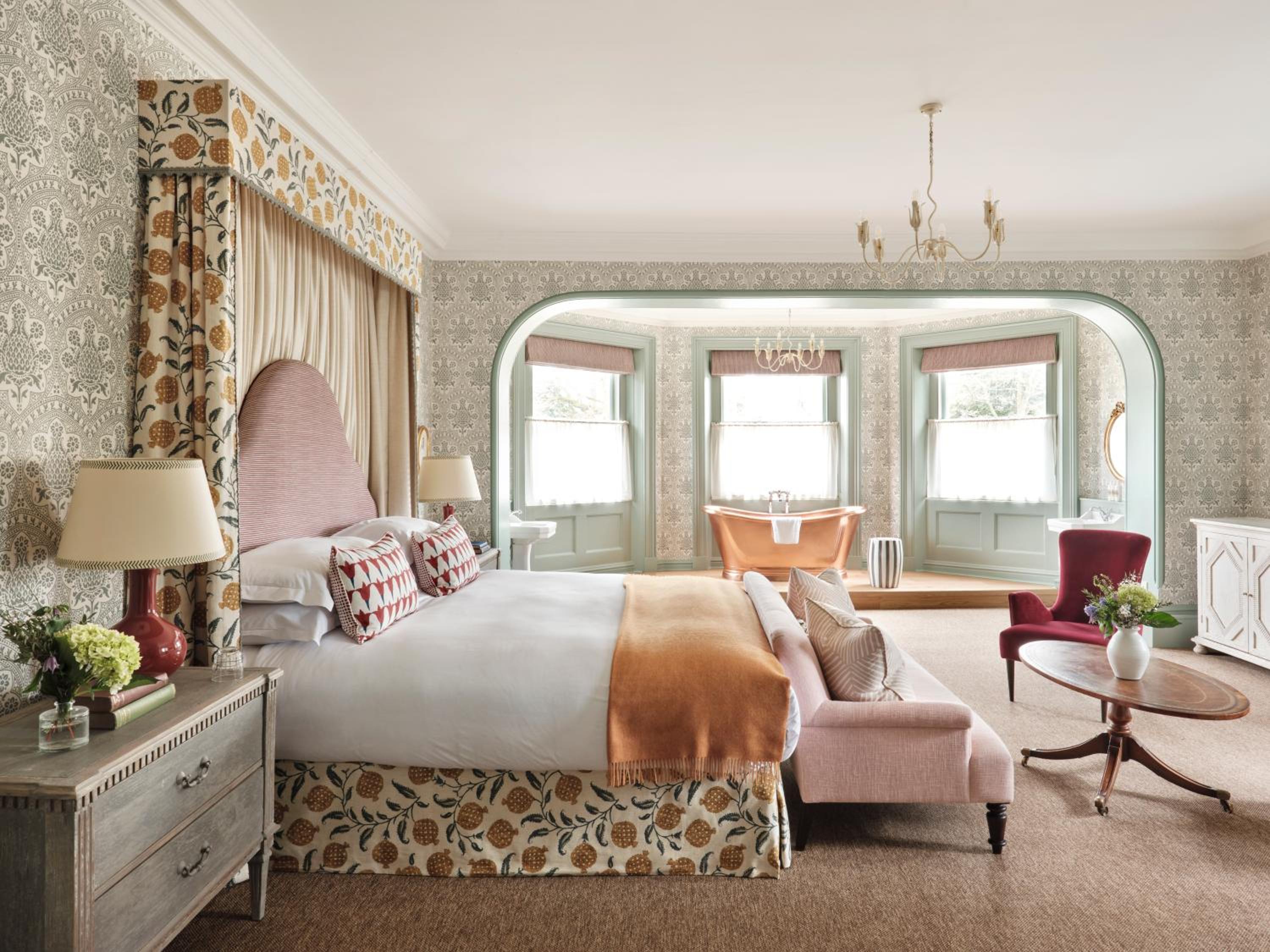 Sutton, Suite