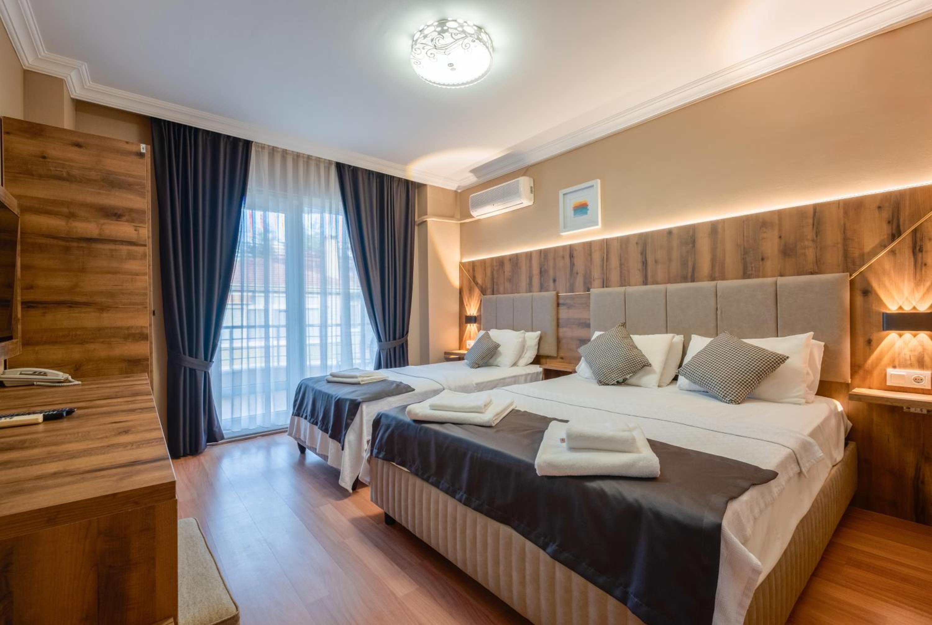 Platanus Hotel 4/20