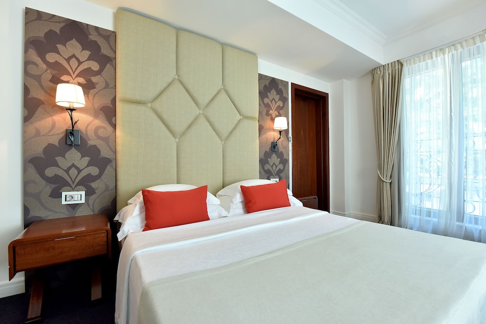 Ziya Hotel 13/67