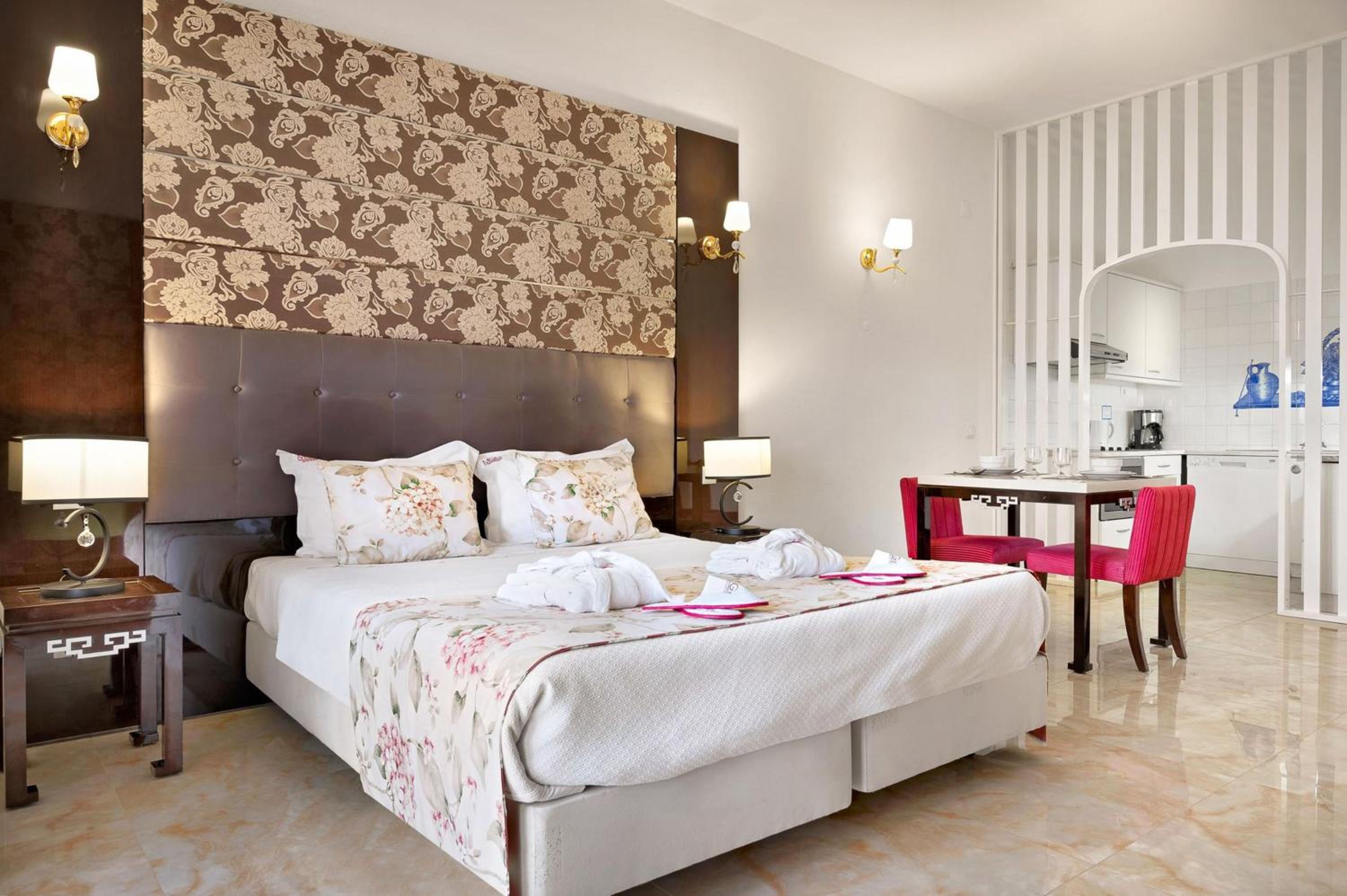 Deluxe, Pool or Sea View, Terrace