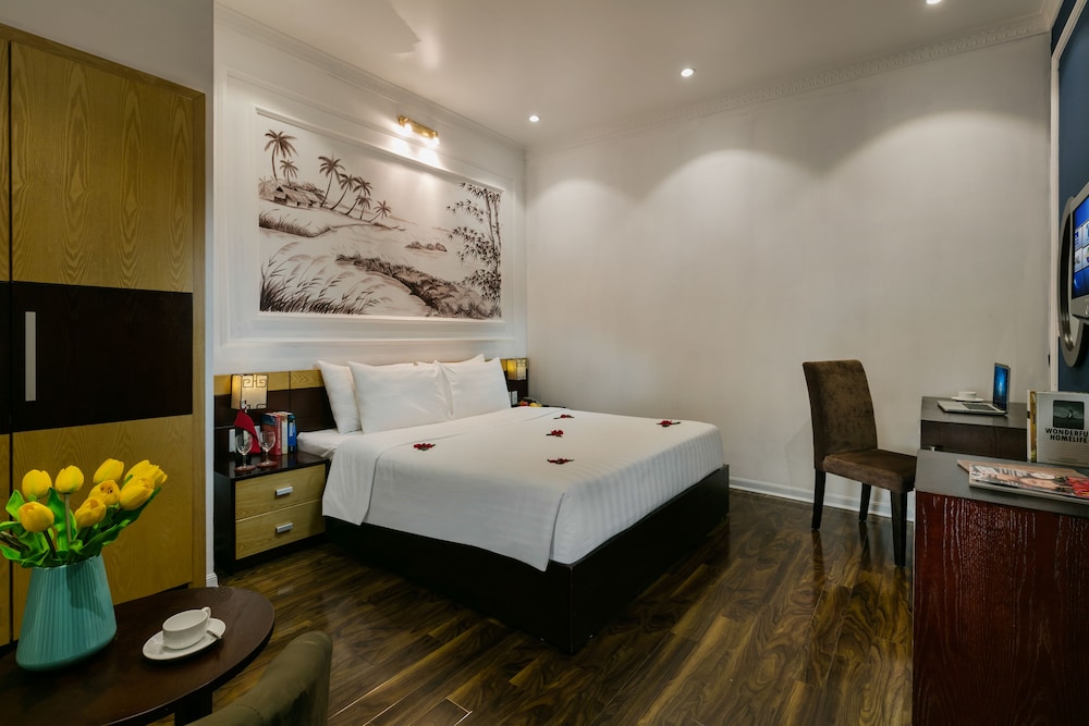 Serene Central hotel 32/55