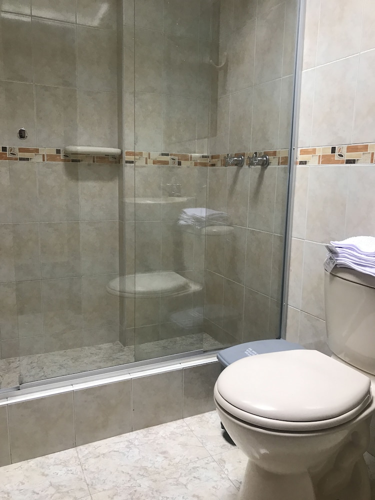 Hotel Oporto 83 49/50