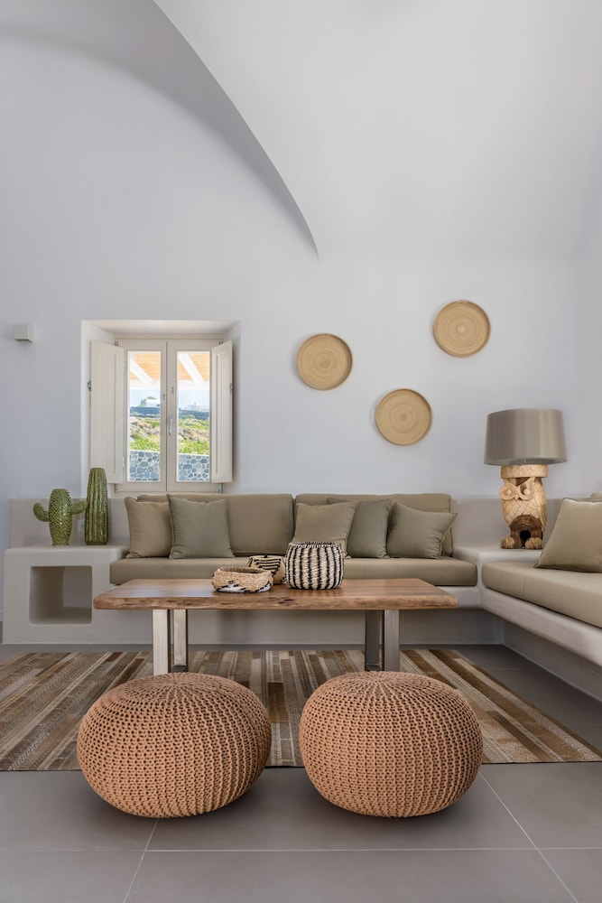 White & Co. Exclusive Island Villas 20/45