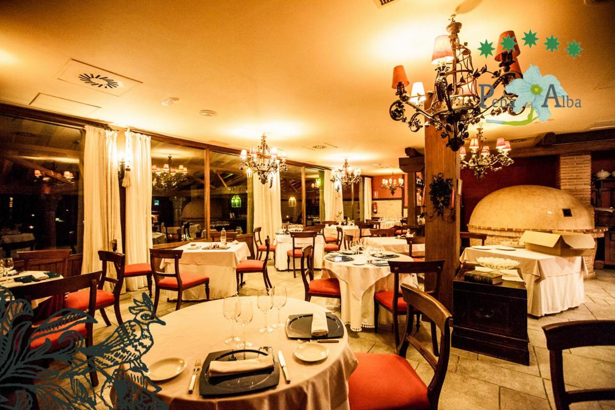 Hotel Ruralis Peña Del Alba 37/50