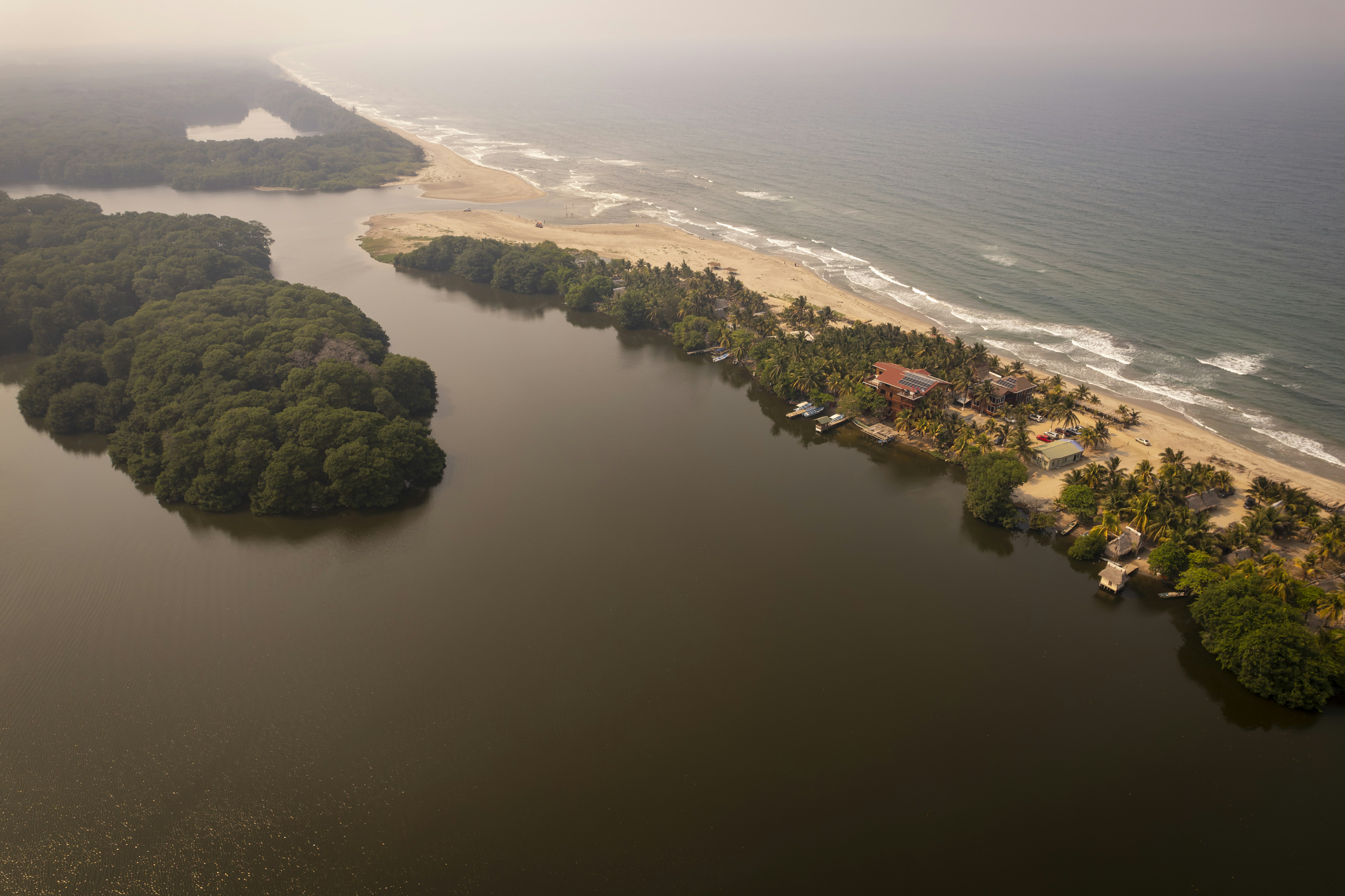 Indura Beach & Golf Resort Curio Collection by Hilton 43/50
