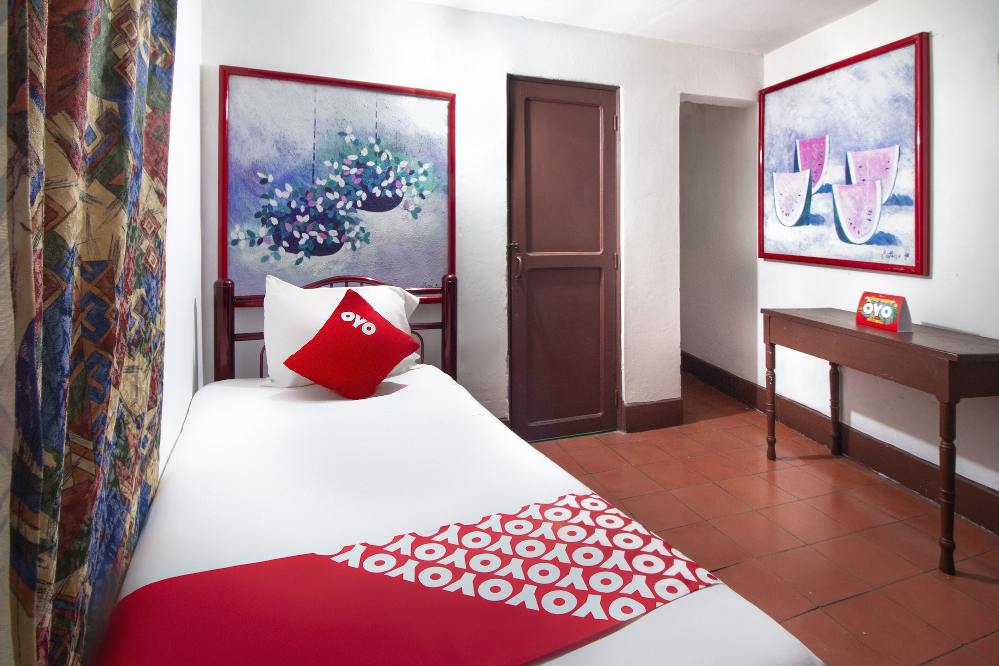 STANDARD, SINGLE BED