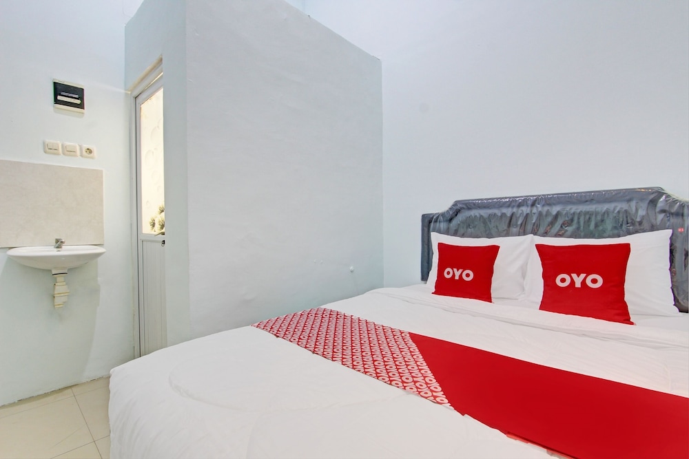 OYO 2782 Puspa Residence 9/48