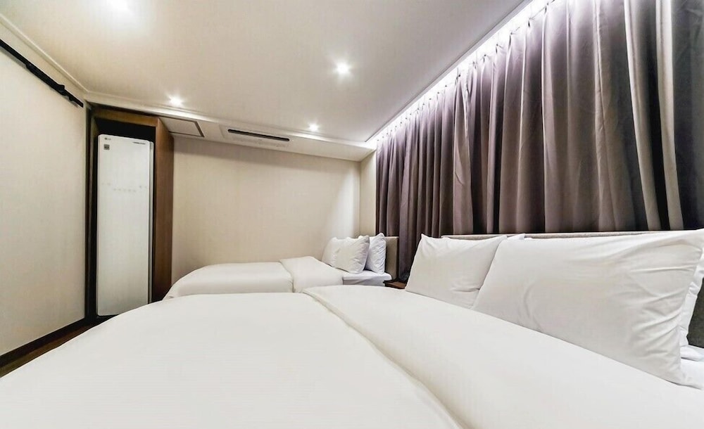 Centro Tourist Hotel 8/50