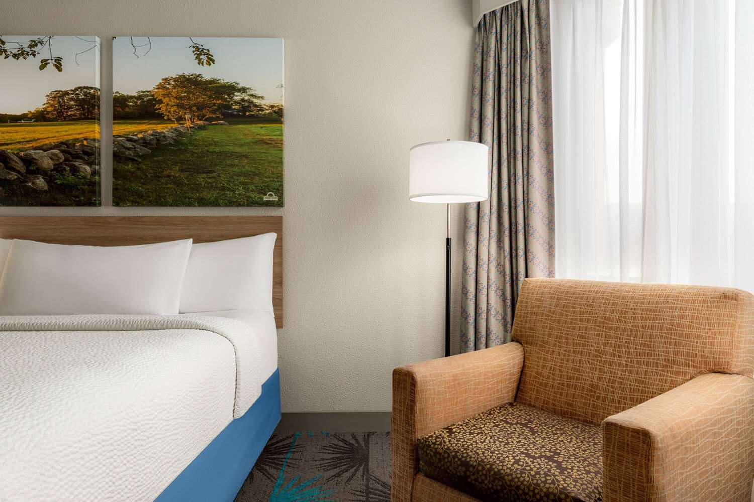 Days Hotel By Wyndham Allentown Airport / Lehigh Valley 27/47