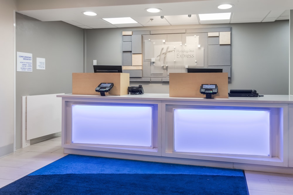 Holiday Inn Express Plymouth, an IHG Hotel 3/41