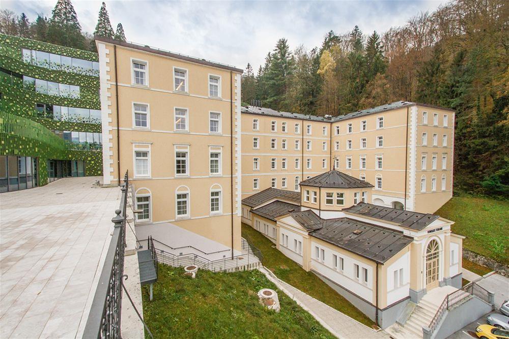 Zdraviliski Dvor Adults only +14 7/62