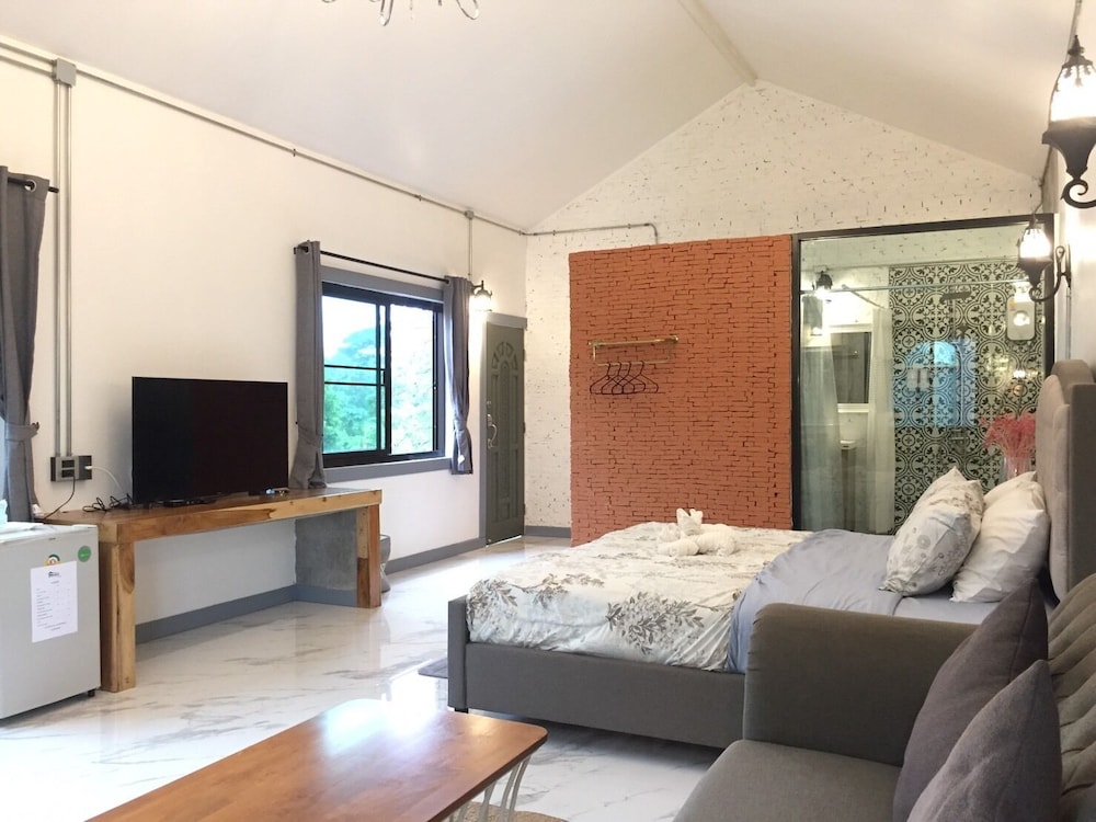 Home Ayutthaya 30/50
