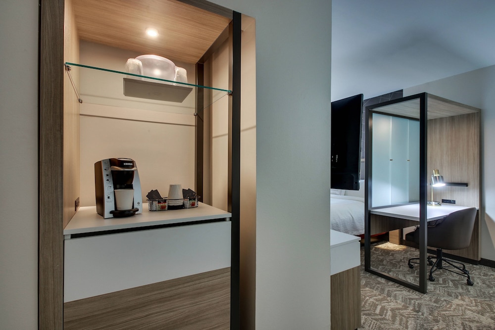 SpringHill Suites by Marriott Gulfport I-10 8/33