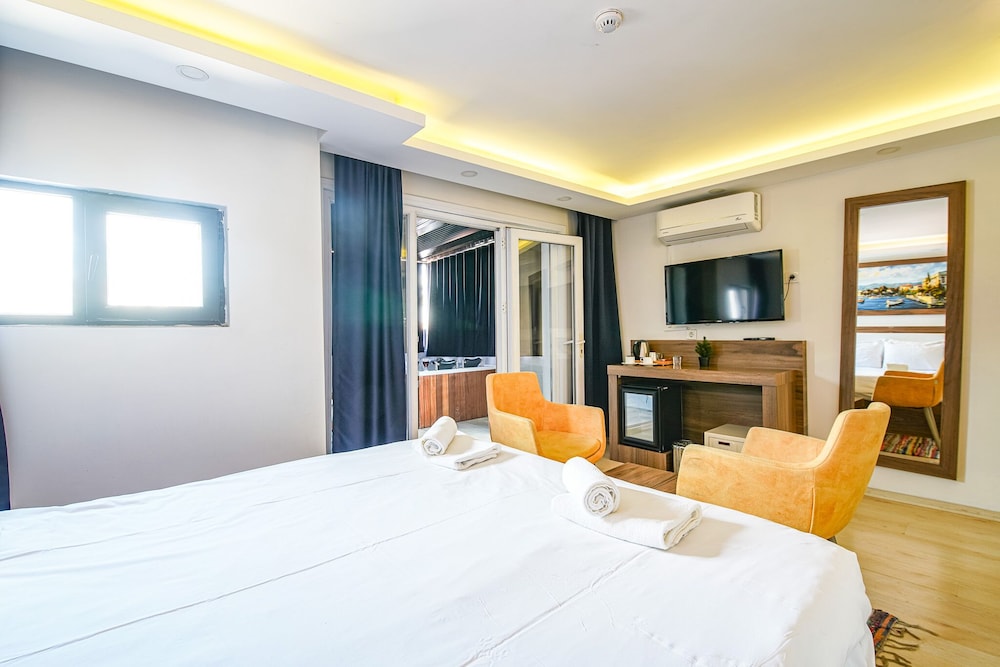 Mitani Suites 3/50