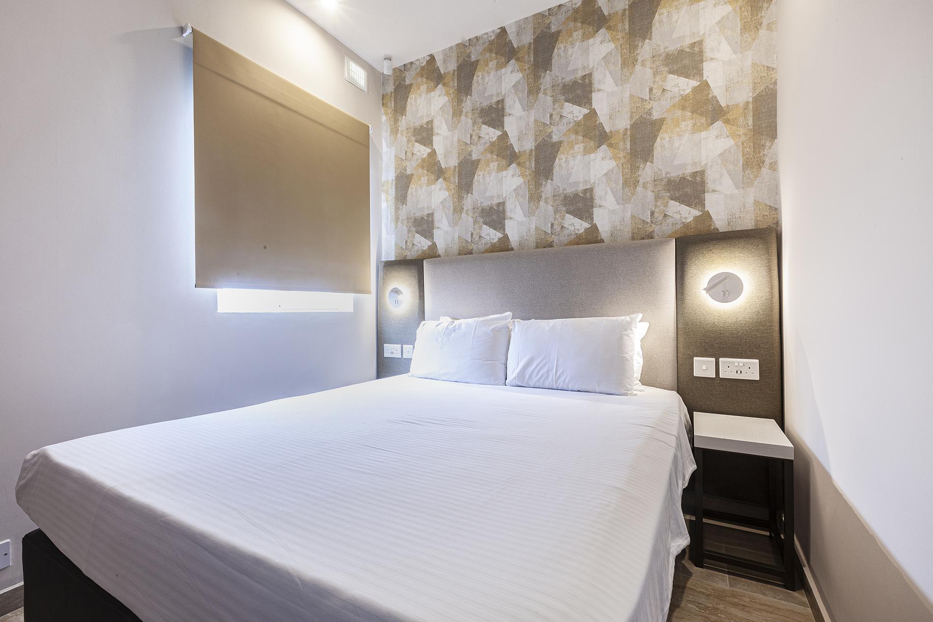2 Bedrooms, Apartment, Balcony