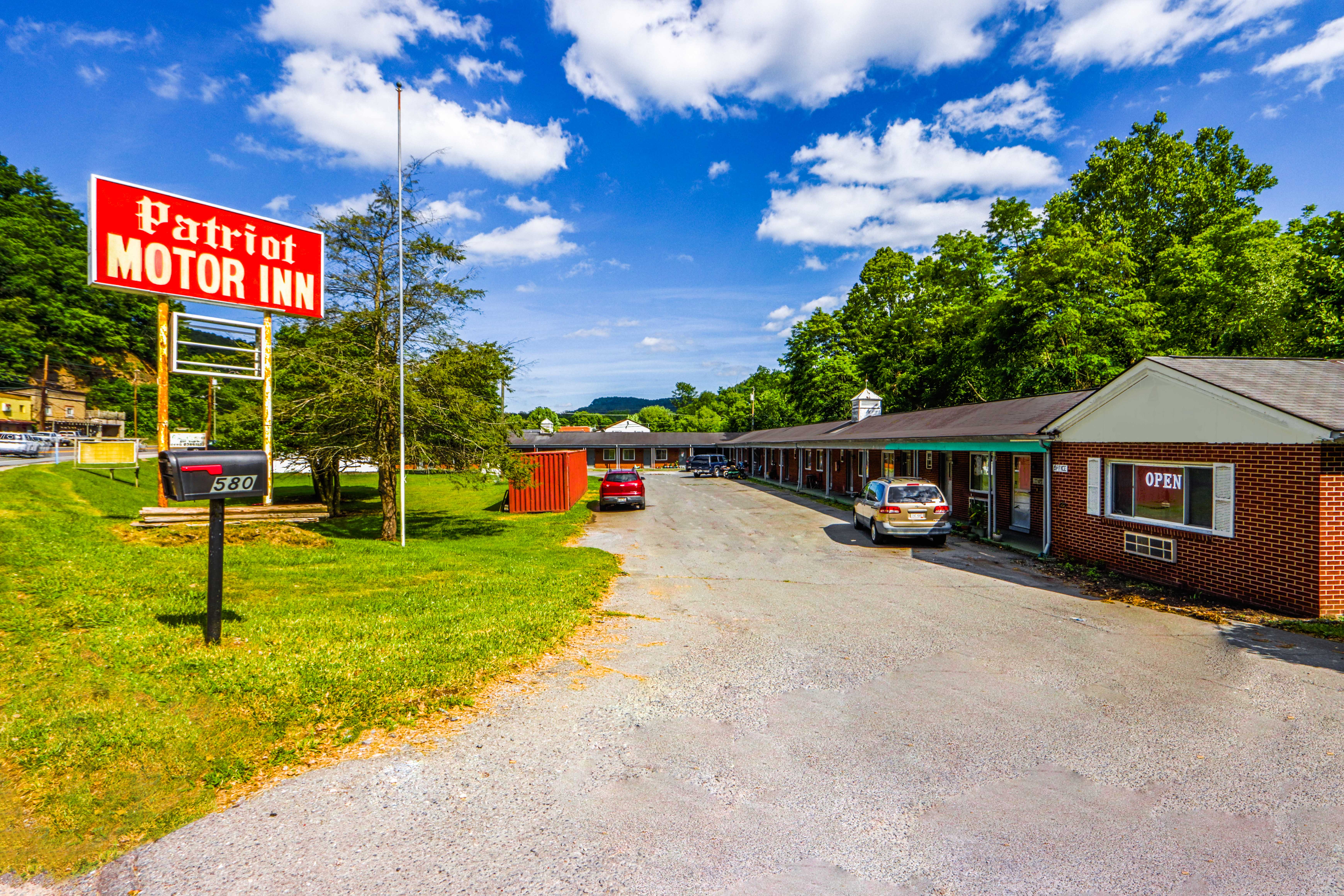 Travelers Inn by OYO Beaver, Hwy 19 17/25