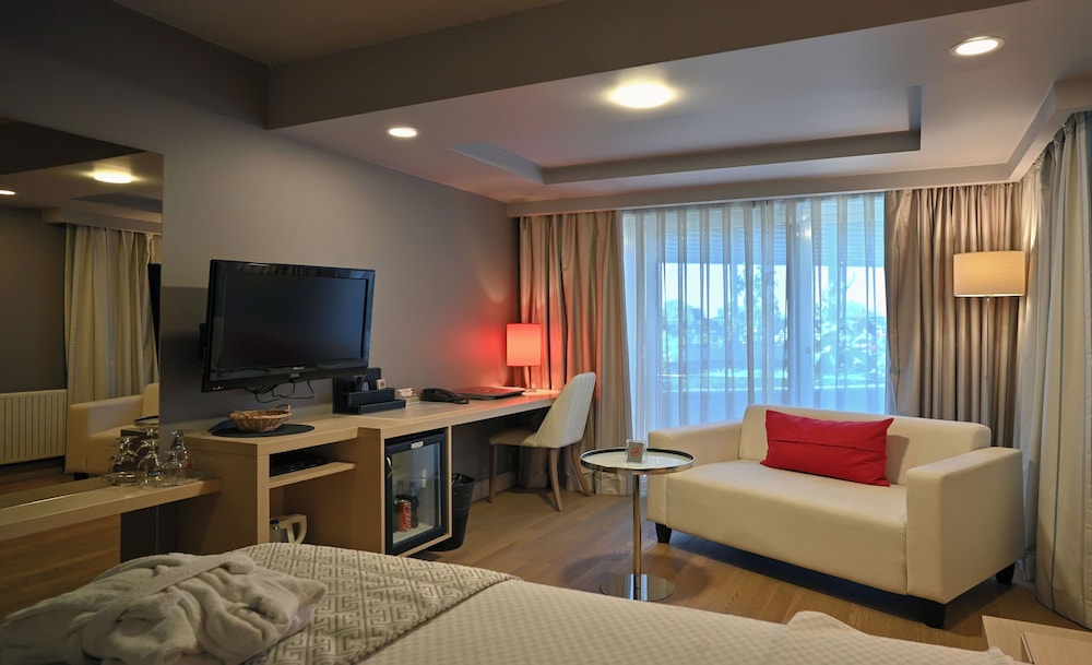 Park 156 Hotel 45/58