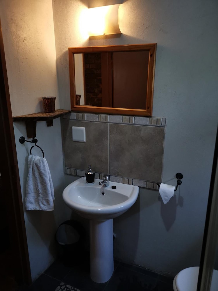 Bastille de Blignaut B&B 38/41