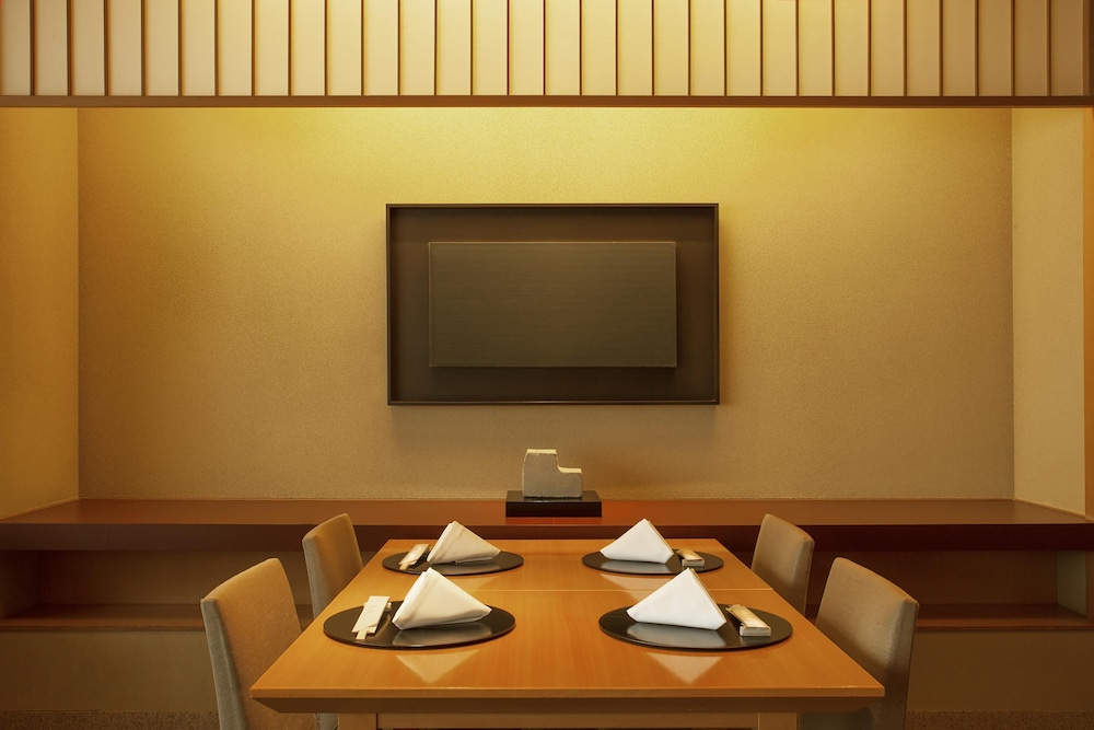 Hyatt Regency Tokyo 59/63