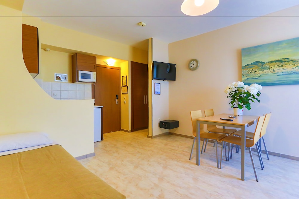 Rhodos Horizon Boutique - Adults Only 16/71