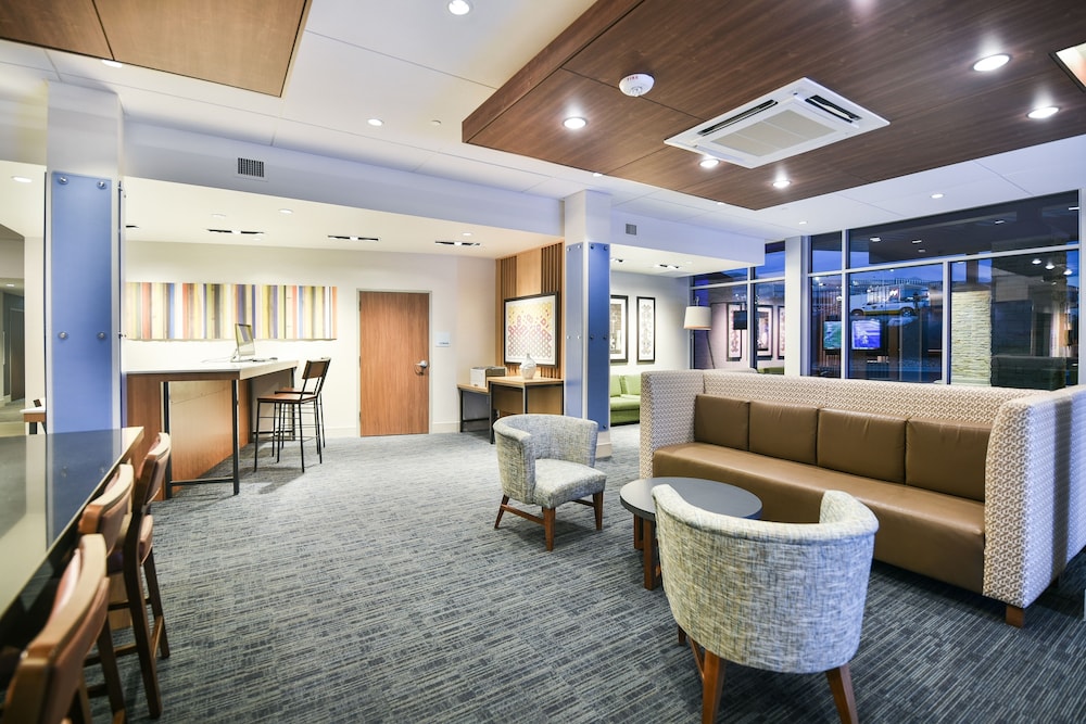 Holiday Inn Express & Suites Lehi Thanksgiving Point 48/58