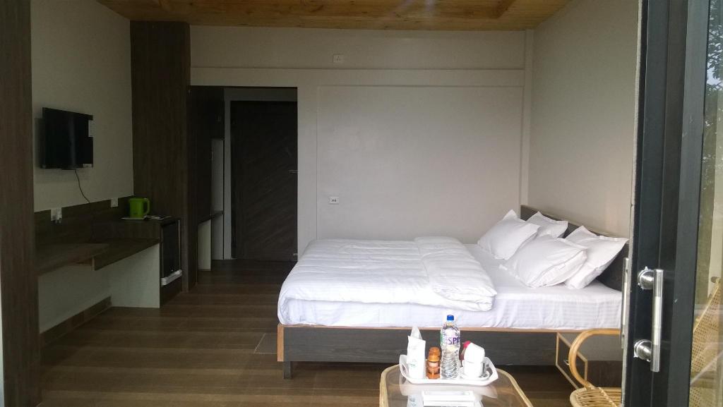 Brahmaputra Jungle Resort 9/42