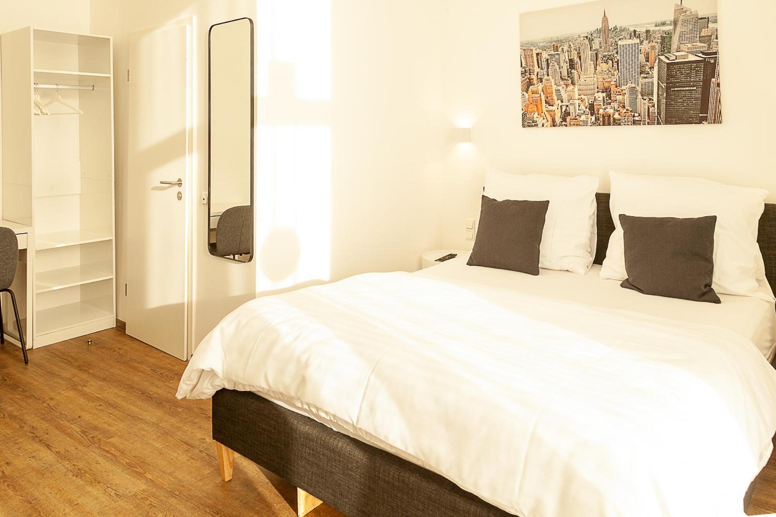 Soers Hotel 33/64