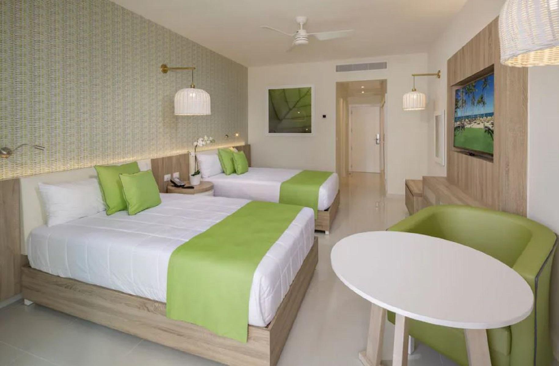 Room, Double Bed, Garden View, Balcony or Terrace