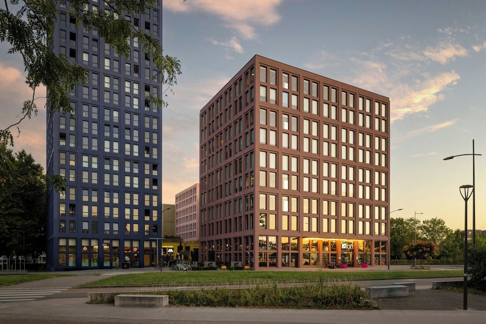 Aloft Strasbourg Etoile 5/50