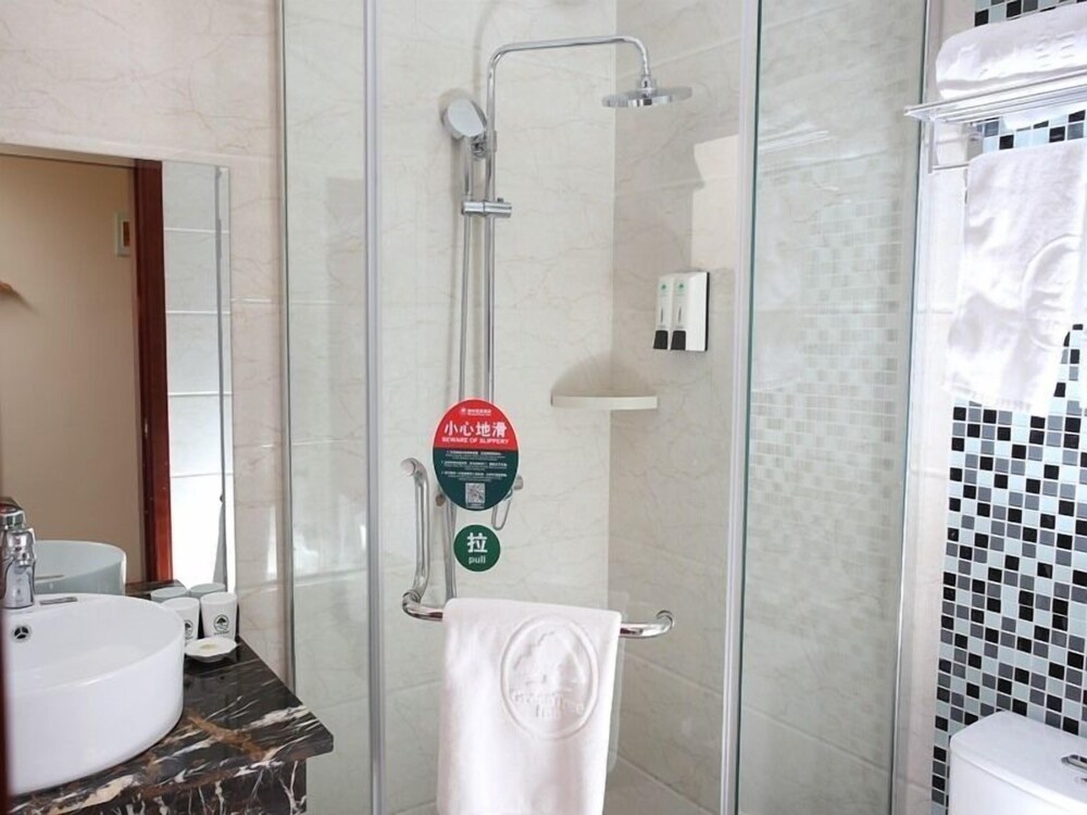 Greentree Inn Suzhou Kunshan Lujia Town Furong Road Express Hotel 47/49