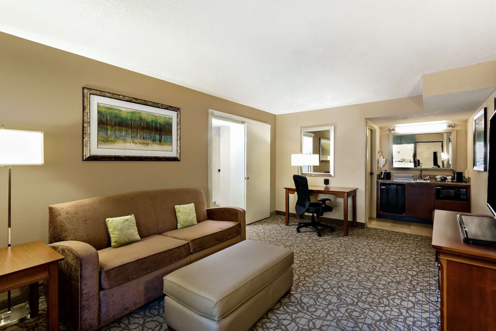 Hampton Inn Gainesville FL 45/66